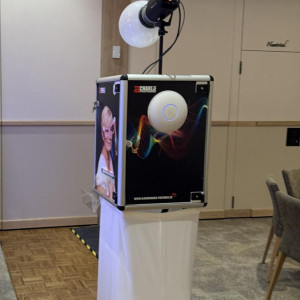 Auch bei DJ Charlie hat die KI ihren Einzug gehalten