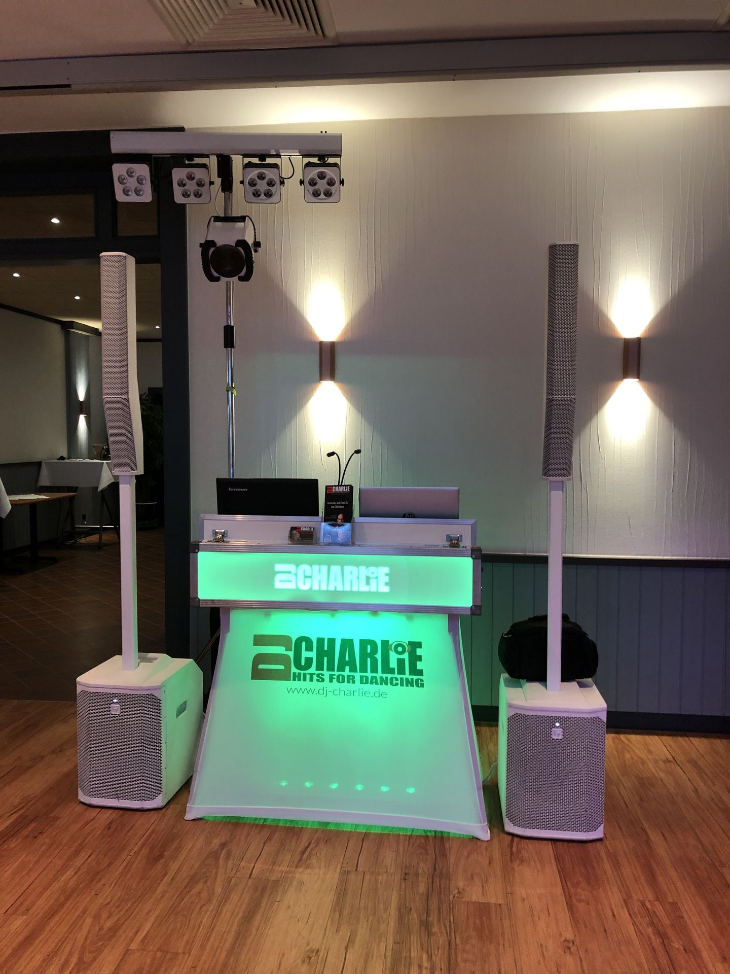 Bronze-Paket DJ Charlie aus Oldenburg für Ihre Hochzeit